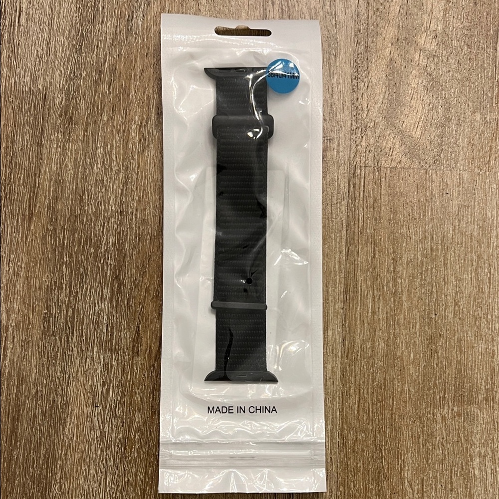 NWT Nylon Black Apple Watch Band 38mm 40mm 41mm